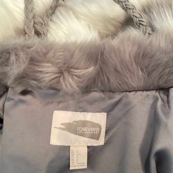 IFYKYK Forever 21 Does Amazing Faux Fur. SOFT, STRIPED & Stunning!!! - Picture 5 of 14